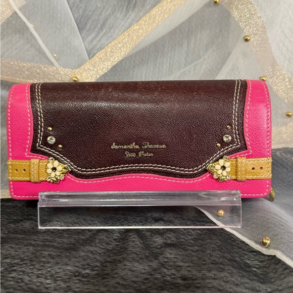 Samantha Thavasa Pink and Brown Wallet with Gold Accents - Picture 1 of 10